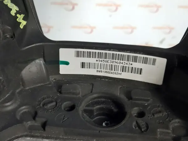 Volante Ford Focus MK3 OEM BM513600AD - Usado image 10