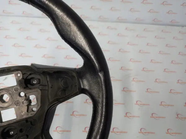 Volante Ford Focus MK3 OEM BM513600AD - Usado image 5
