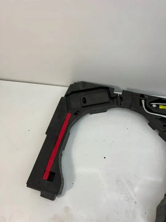 OEM 8P0864501D Tavaratilan lattia Audi S3 8V SB image 3