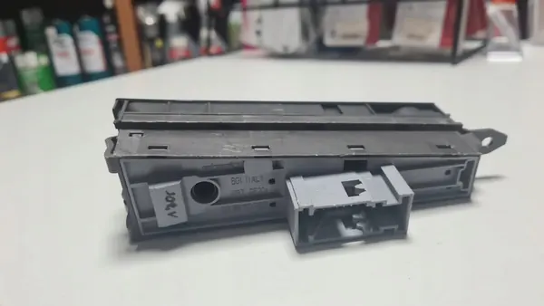 VW Passat CC Schalterpanel 3AB927137 image 2