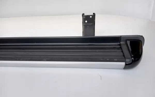 Estribo esquerdo OEM para Mercedes X-Class X470 W470 image 3