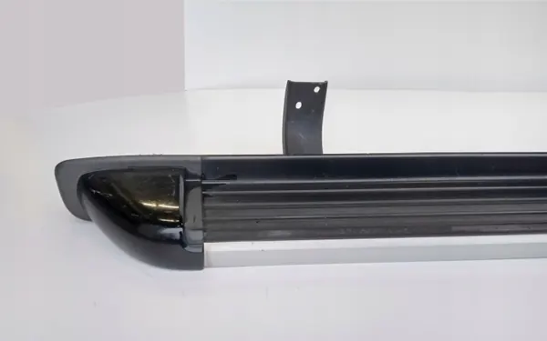 Estribo esquerdo OEM para Mercedes X-Class X470 W470 image 5