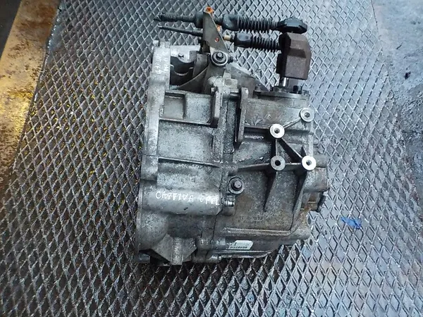 Vaihteisto CHEVROLET CAPTIVA 2.0 VCDI 96420073 image 4
