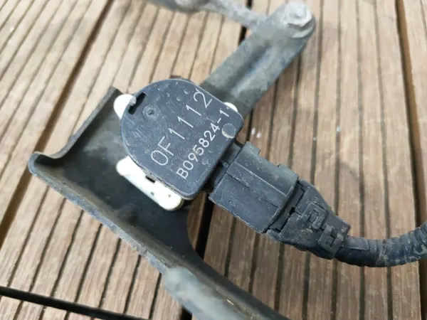 Sensor de Nivel Faro Xenon Suzuki OE OEM image 4
