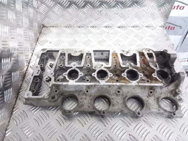 Peça de cabeçote Peugeot OEM 9682446510 - Usada image 2