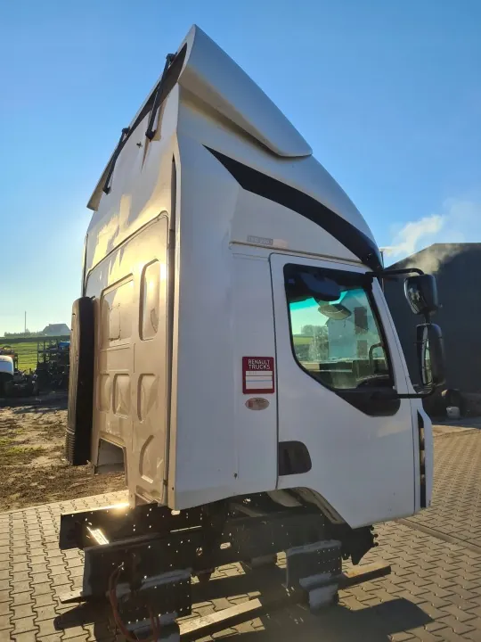 Cabine Complète OEM KOMPLETNA RENAULT GAMA D D12 EURO image 9