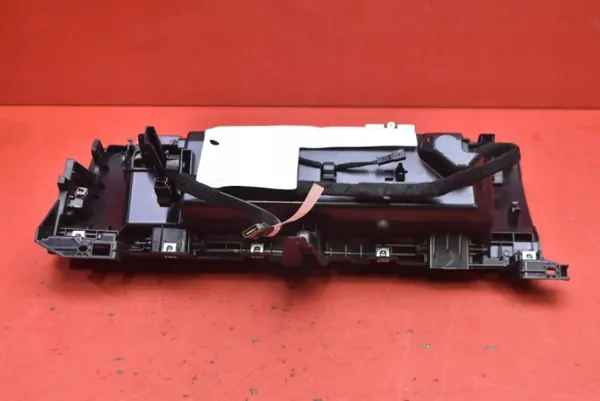 Luvete passageiro Tesla Model Y OEM 1684227-00-C image 4