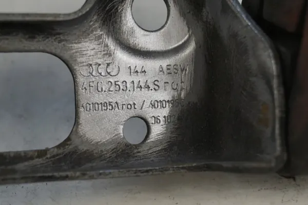 Support Silencieux Audi A6 C6 3.0 TDI OEM 4F0253144S image 5