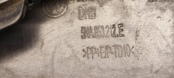 VW Tiguan II Etupuskuri Listan Oikea 5NA853212E image 10