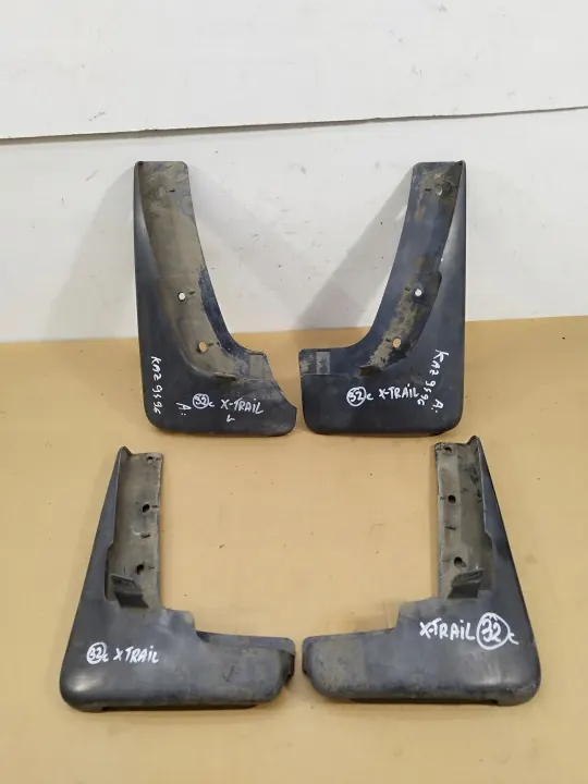 Protections d'ailes OEM Nissan X-Trail 2007-2013 image 2