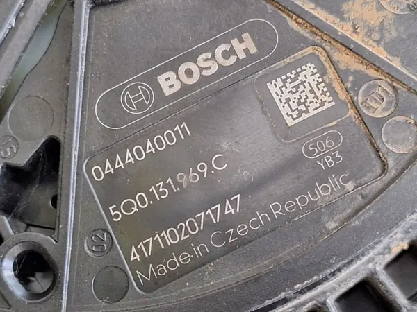 Réservoir AdBlue OEM 5Q0131877N pour VW/Audi 2.0 TDI image 10