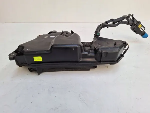 Réservoir AdBlue OEM 5Q0131877N pour VW/Audi 2.0 TDI image 6
