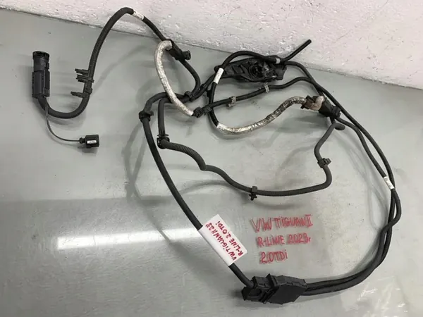 Manguera AdBlue OEM 5QF131961E para VW Tiguan II 2.0 TDI image 2
