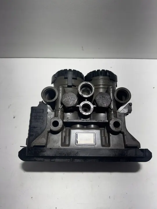 Ford OE EBS Taka Modulaattoriventtiili K102879 image 2