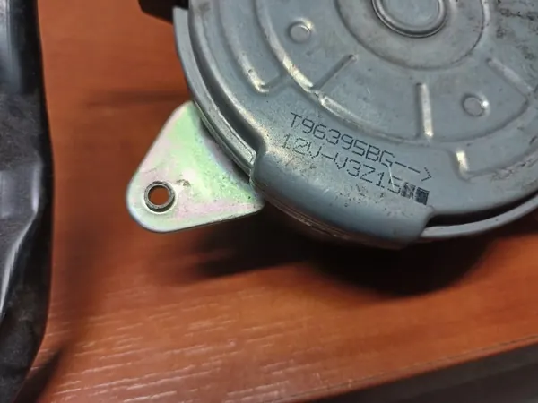 Módulo Ventilador Subaru Outback OEM T96395BG image 3