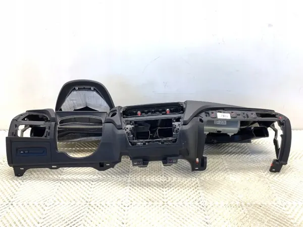 Salpicadero OEM 9226003 con airbag pasajero BMW F22 image 4