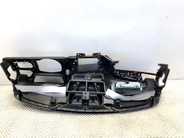 Salpicadero OEM 9226003 con airbag pasajero BMW F22 image 5