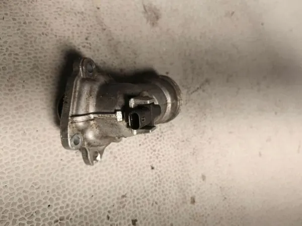 Boîtier thermostat OEM A642200 pour Mercedes-Benz E W212 image 3