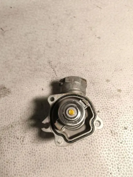 Boîtier thermostat OEM A642200 pour Mercedes-Benz E W212 image 5