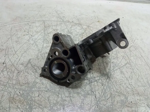 Carcaça termóstato Toyota RAV4 OEM 10670 - Usado image 3