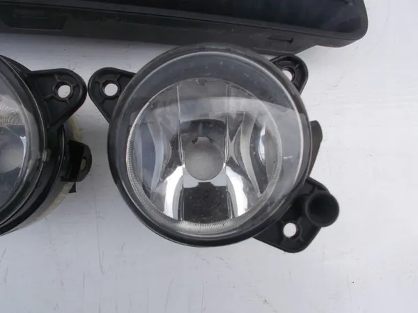 Copertura Griglia Paraurti VW Polo 9N3 Destra image 3