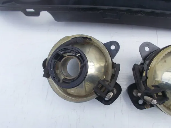 Copertura Griglia Paraurti VW Polo 9N3 Destra image 7