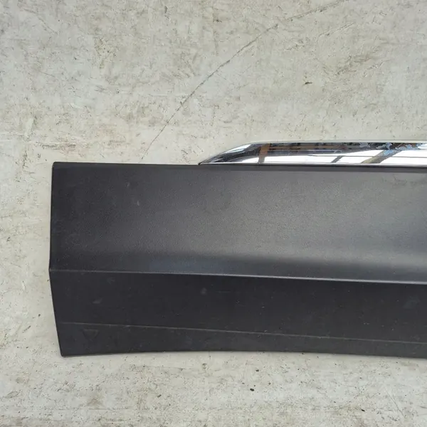 VW Tiguan II Door Trim Left Front OEM 5NA854939P image 2
