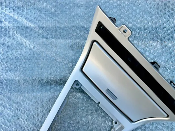 Cinzeiro Dianteiro BMW X3 E83 OEM 3411690 Moldura Prateada image 3