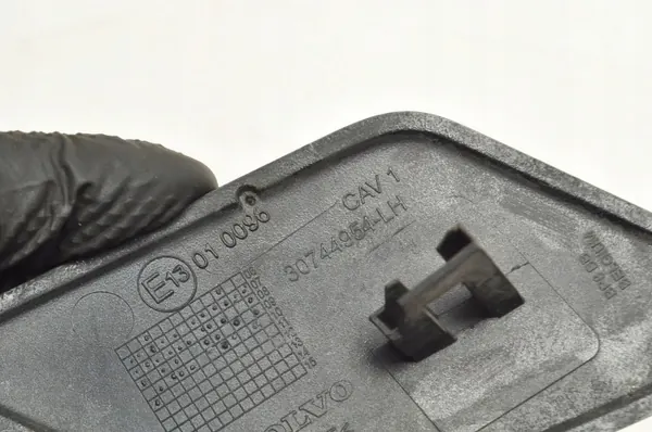 Cache de buse lave-glace gauche OEM 30744954 Volvo V50 image 3