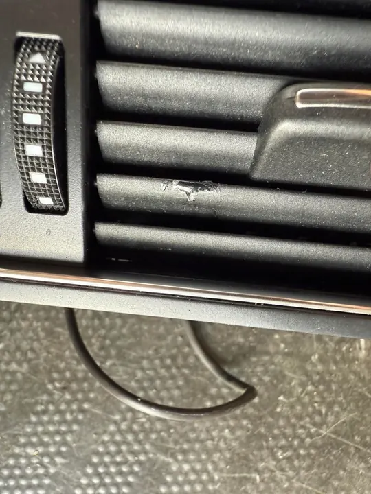 Grade de ventilação central Audi Q5 08- 8R1820951G image 7