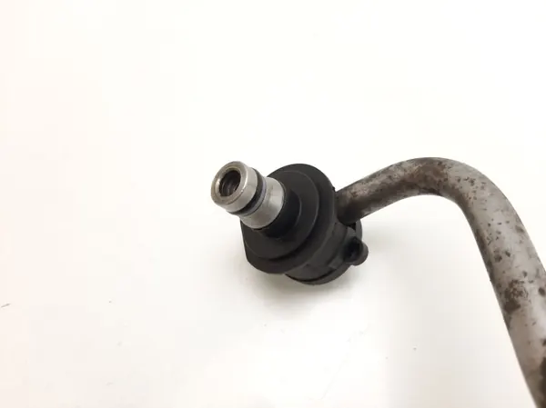 BMW servostyrningsslang OEM 6753826 för 7-serie E38 image 3