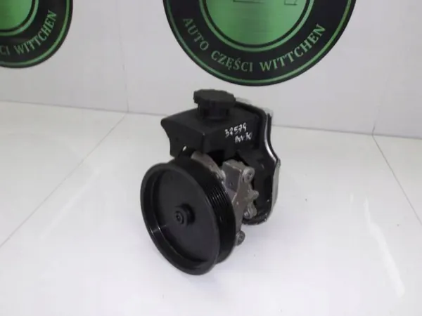 Mercedes C W203 Servopump OEM A0034664001 image 2
