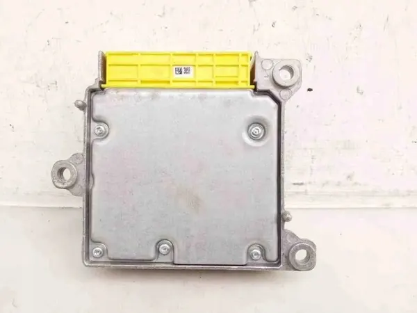 Sensor de airbag Chrysler OEM 68148363AA - Usado image 3