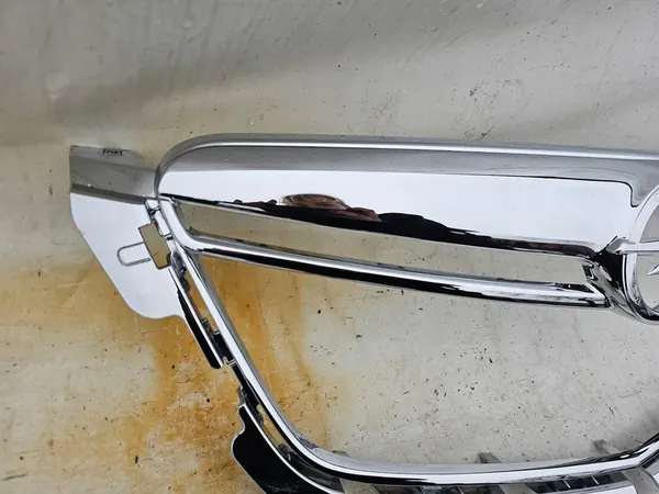 Rejilla Cromada Opel Mokka 12-16 Frontal OEM 95420355 image 6