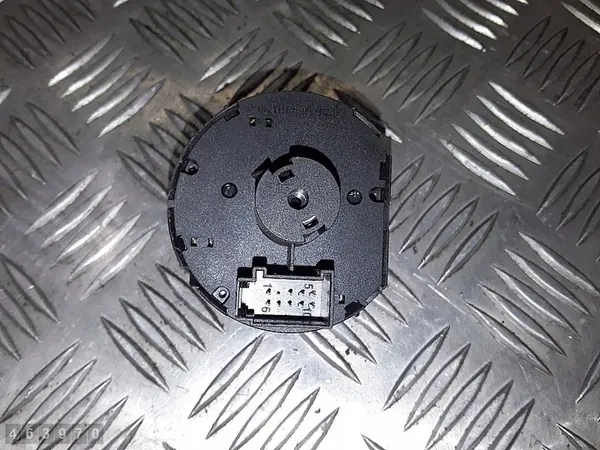 2006 VW Eos Strömbrytare 1K0941431Q image 2