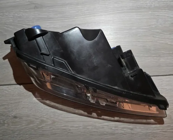 Hella Oikea DRL Valo OEM 5F0941702A Seat Leonille image 6