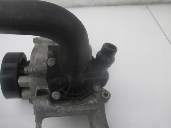 MINI ONE F56 F55 Motorsteun Waterpomp B38 image 3