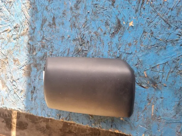 Reposabrazos CEED 2 Cuero Negro OEM - Kia Ceed II 2012-2017 image 4