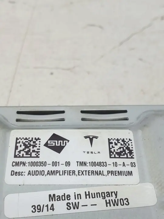 Amplificateur Tesla Model S OEM 100483310 - Occasion image 3