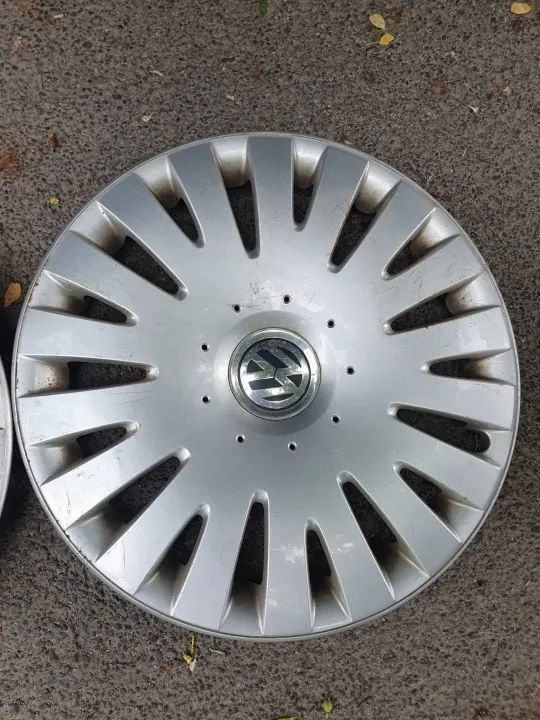 OEM 3C0601147D 16" Wieldop voor Volkswagen Passat B6 image 2