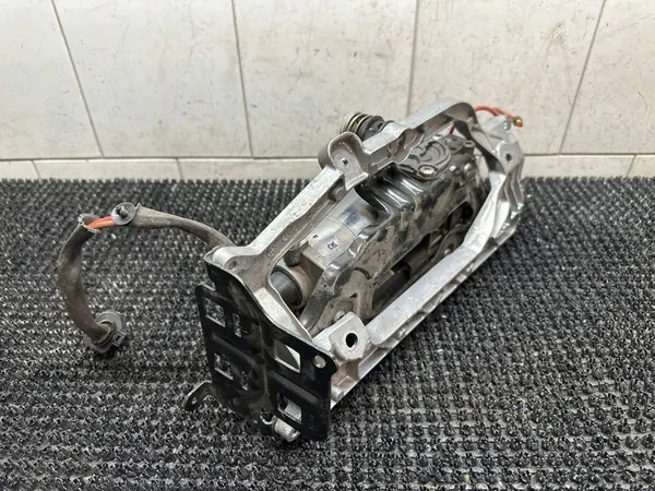 Porsche Taycan Suspension Compressor 9J1616006D image 3