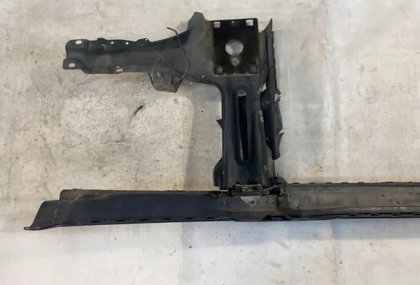 OEM 7H42297A12BA Voorbumper versterking Land Rover image 6