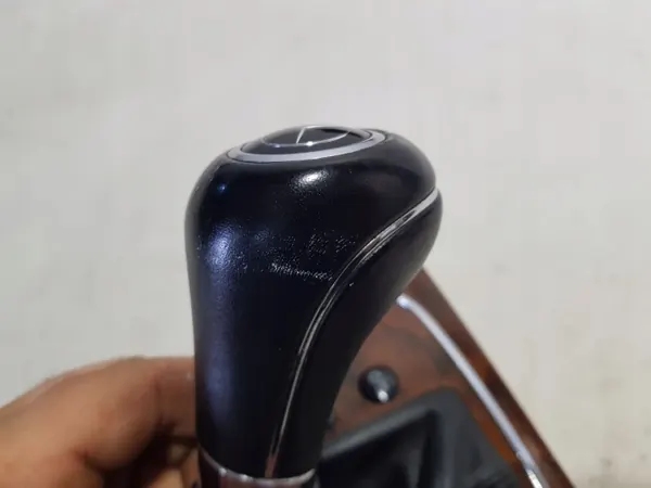 Schaltknaufmanschette OEM A2192670110ff Mercedes CLS image 5