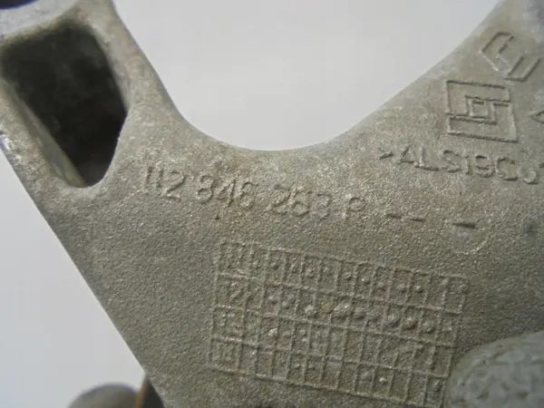 Renault OE 11 21 063 87R Motorfäste - Begagnad image 5