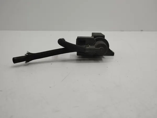 Válvula de pressão Toyota Corolla Verso AR10 2006 OEM 258190R011 image 3