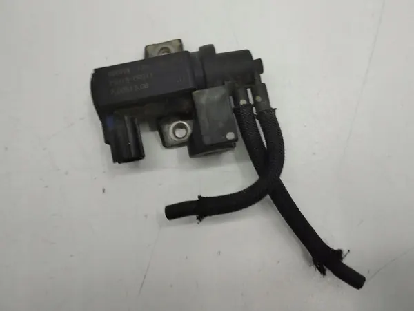 Válvula de pressão Toyota Corolla Verso AR10 2006 OEM 258190R011 image 6