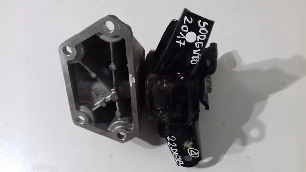 KIA SORENTO III 2.2 DIESEL Supporto motore image 4