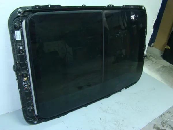 Teto Panorâmico Usado OEM 3G9877041 para VW Passat B8 image 3