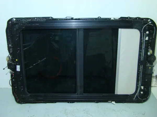 Teto Panorâmico Usado OEM 3G9877041 para VW Passat B8 image 4