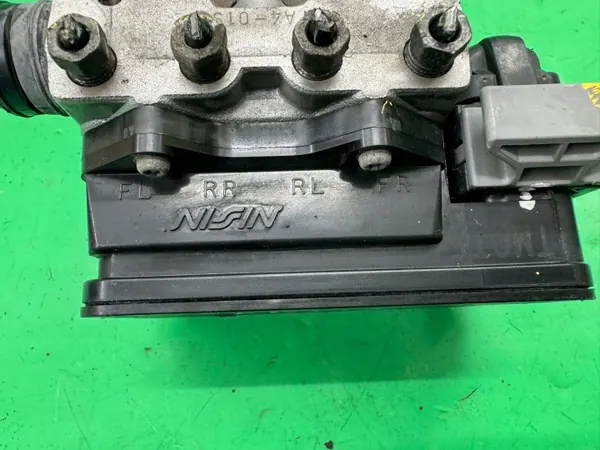 Pompe ABS Contrôleur OEM Honda City V 2008-2013 image 5